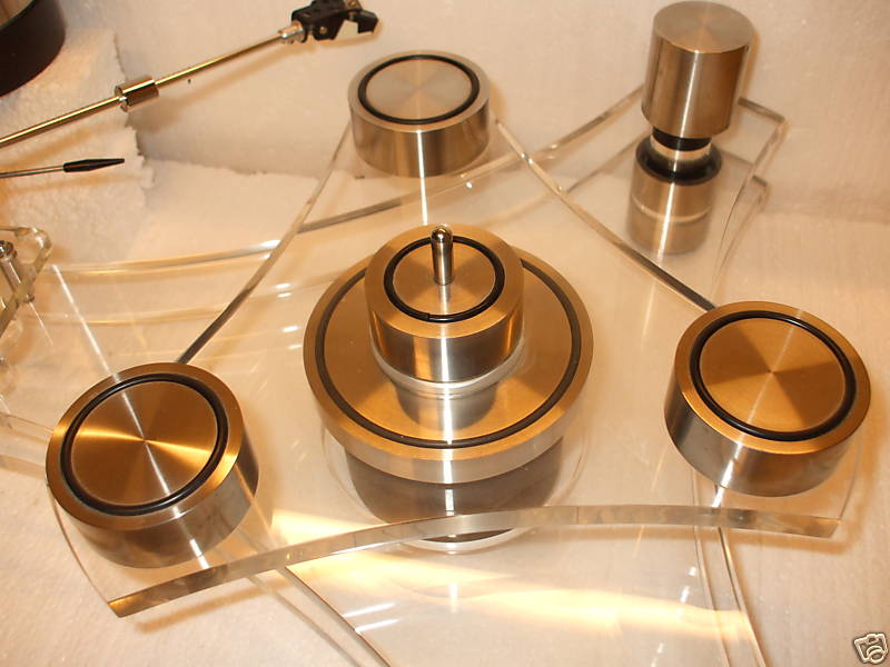 Gale GT2101 turntable with Quad electronics in a London listening room, submitted by John S.